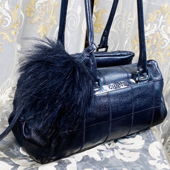 AUTH CHANEL VTG EUC Rare Quilt Bowler Shoulder Bag - Picture 15 of 16